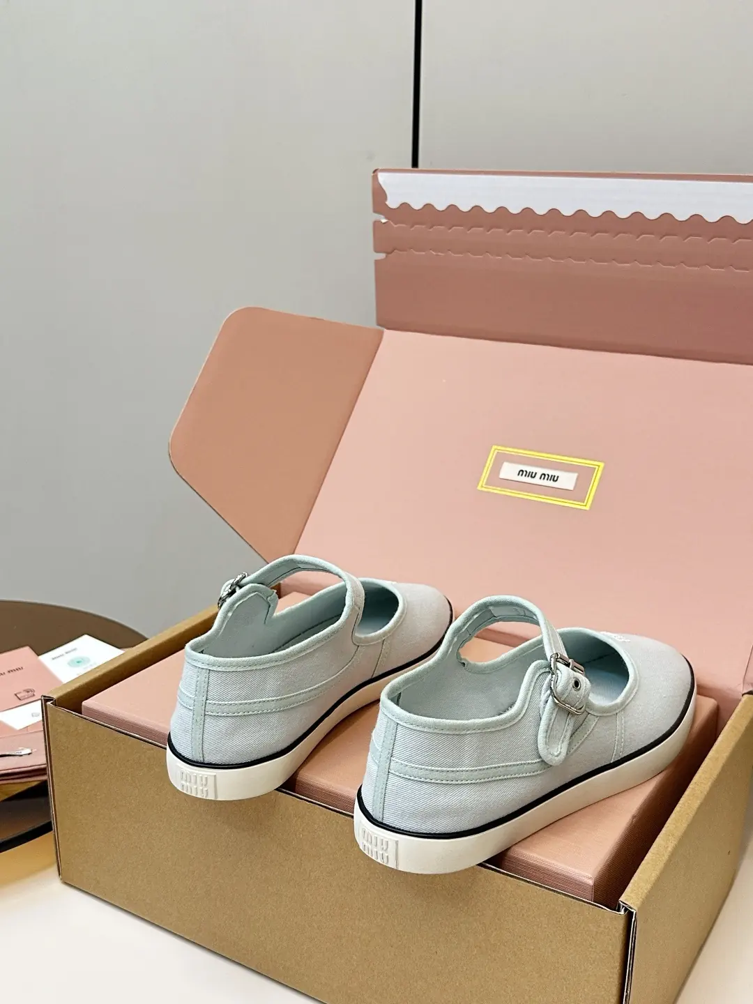 Miu Miu Style Canvas Bags Lookbook Reference image 4