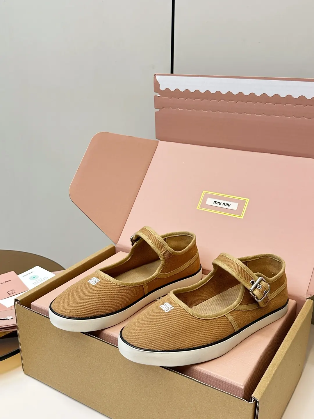 Miu Miu Style Canvas Bags Lookbook Reference image 3