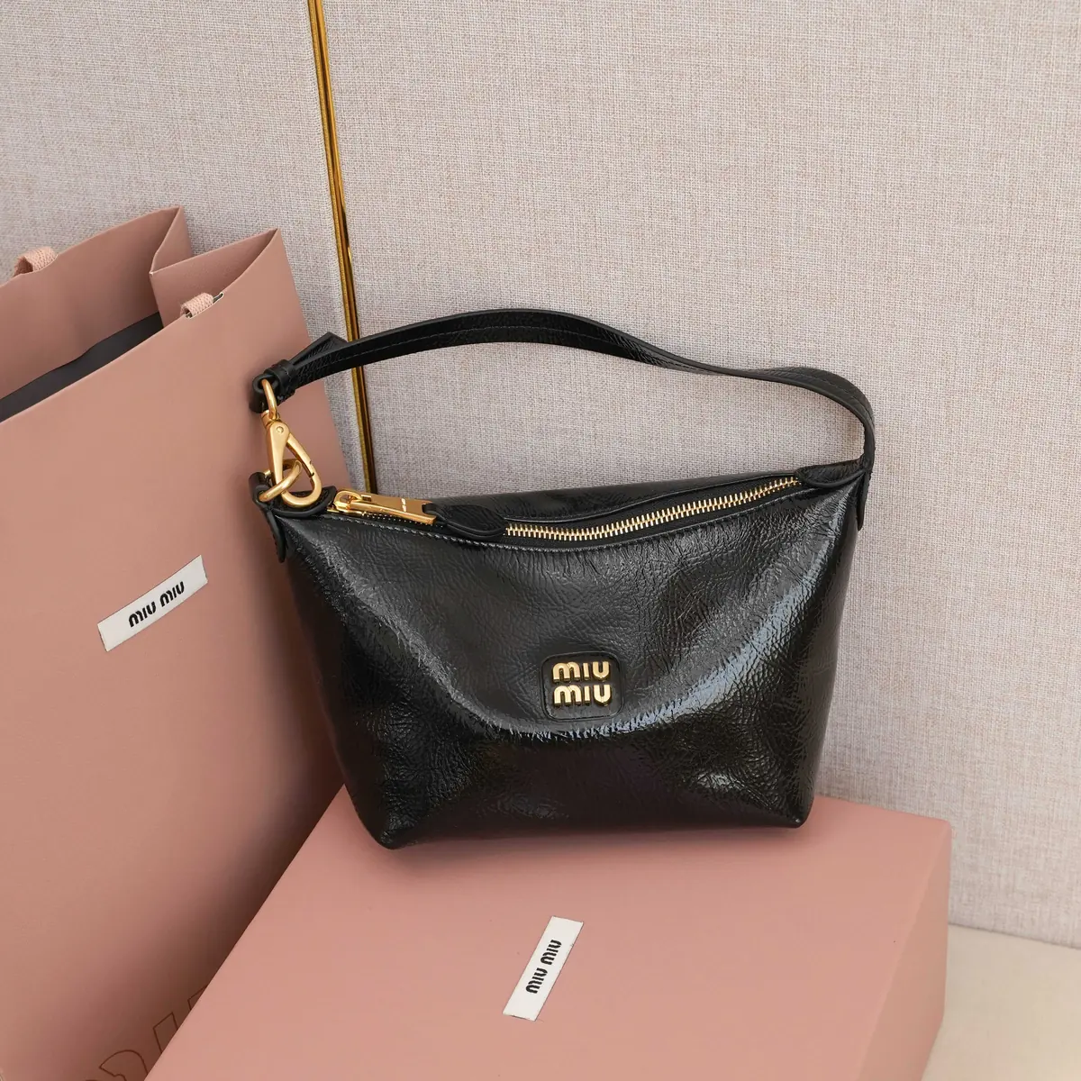 Miu Miu Style Leather Bag Bags Bag detail image 3 from source 719347