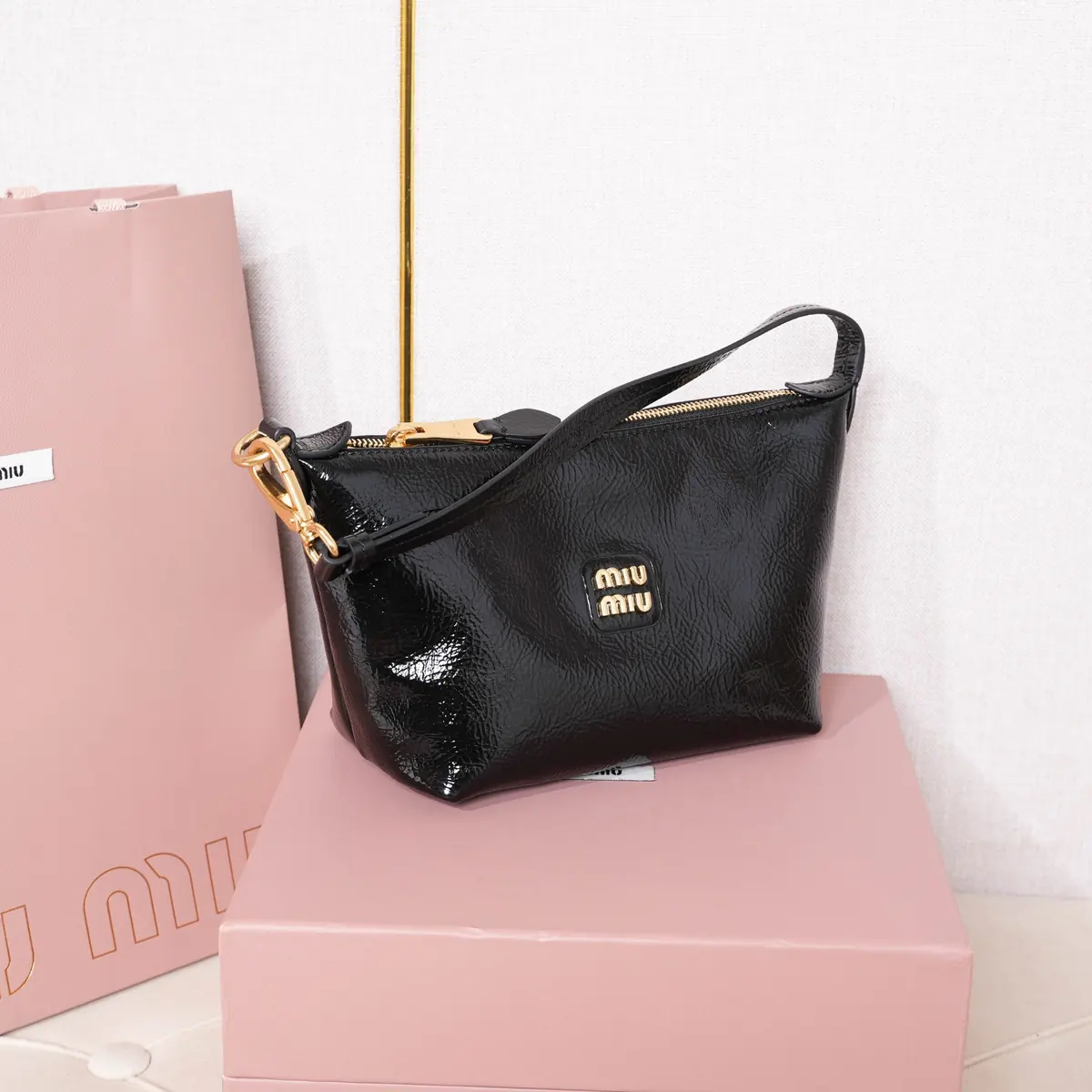 Miu Miu Style Leather Bag Bags Bag detail image 4 from source 719347