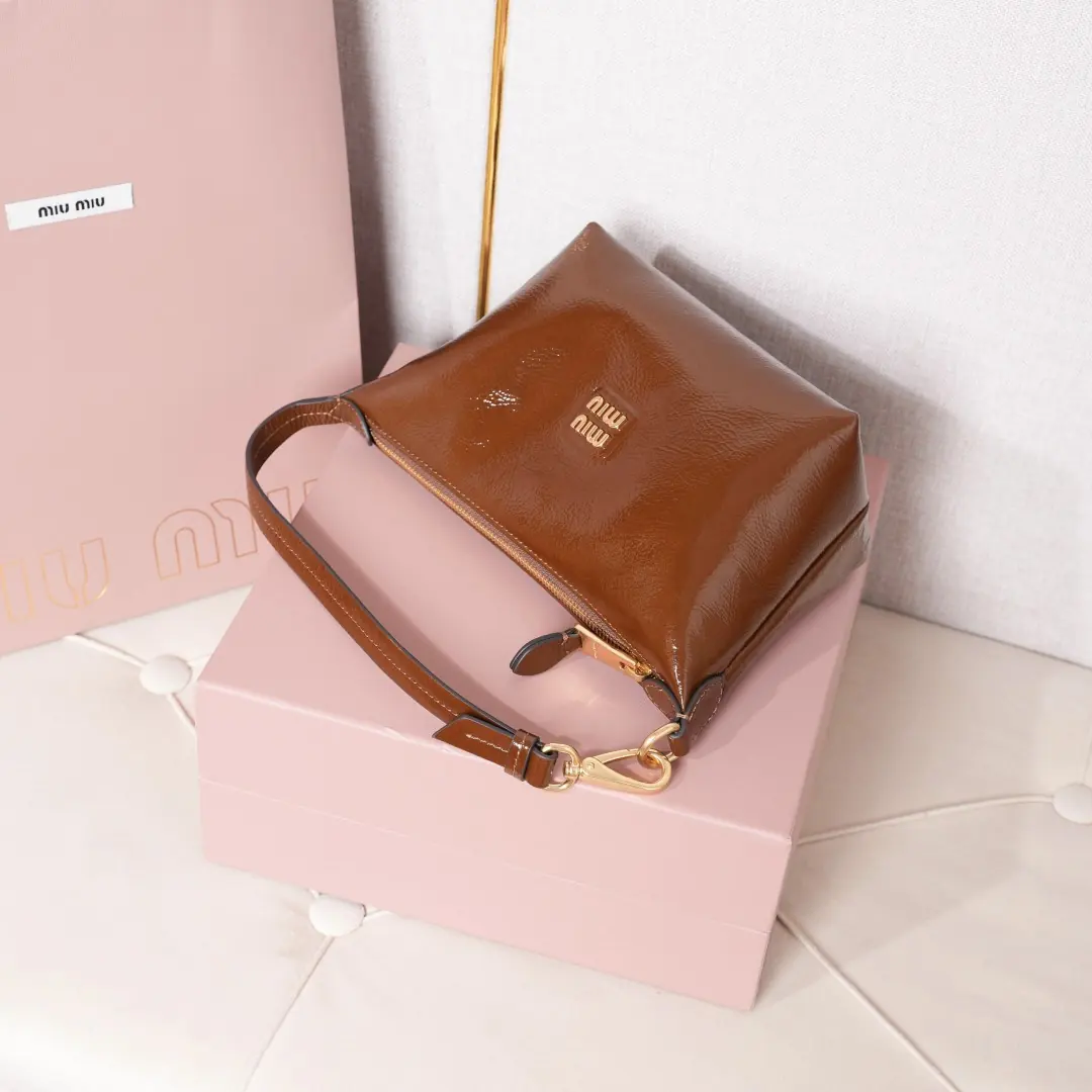 Miu Miu Style Leather Bag Bags Bag detail image 4 from source 719348