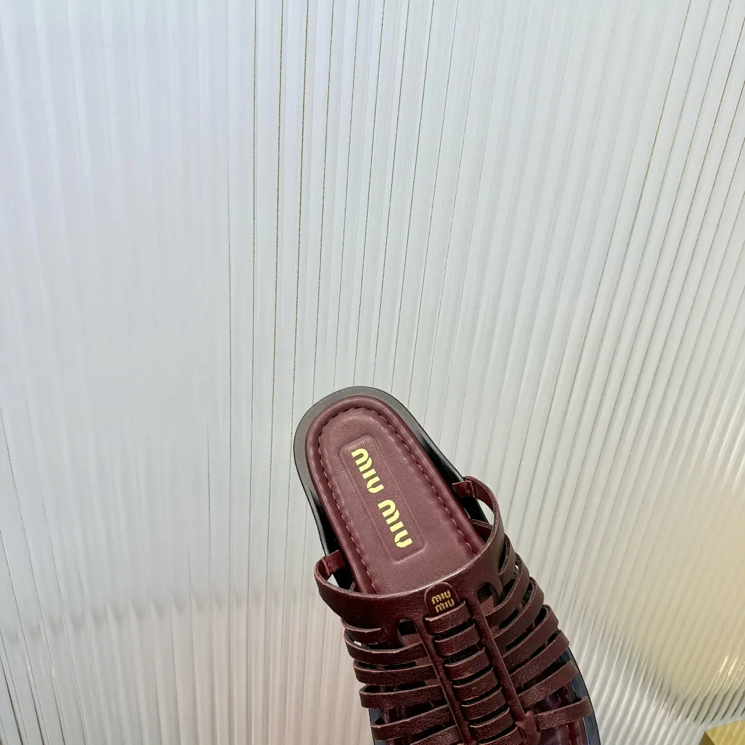 Miu Miu Style Leather Bags Lookbook Reference image 4