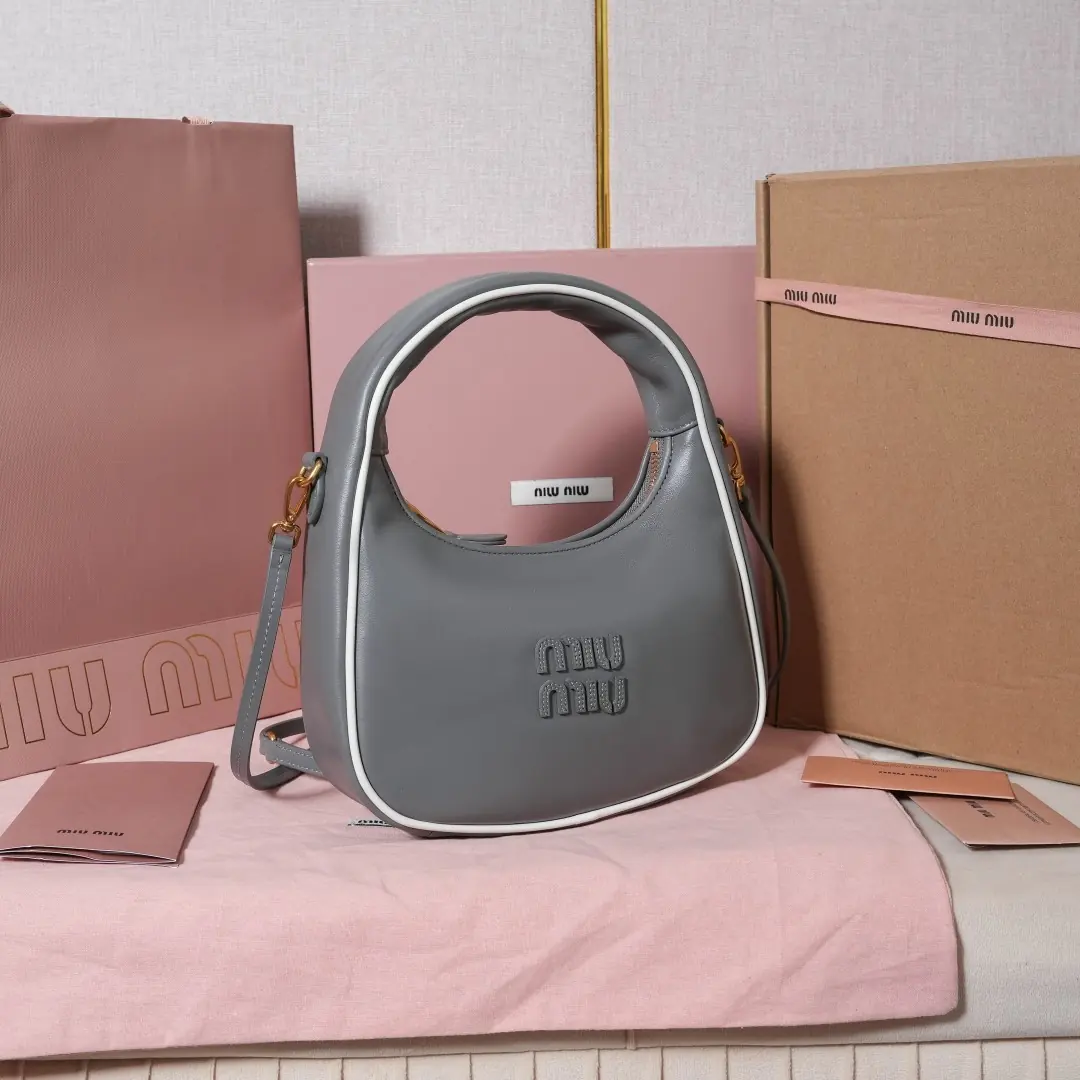Miu Miu Style Leather Top Handle Bag Bags Top Handle Bag detail image 2 from source 719356
