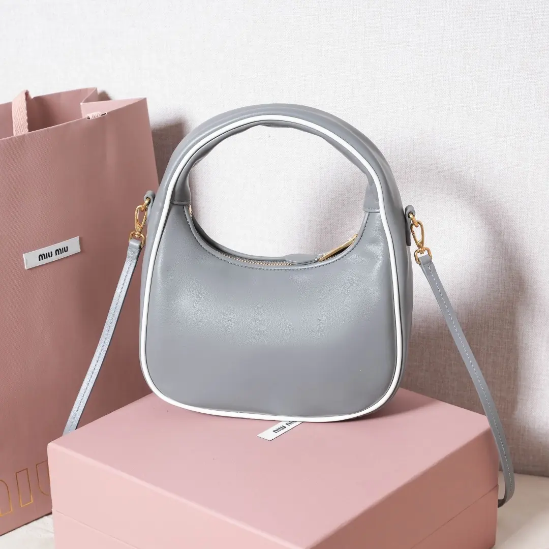 Miu Miu Style Leather Top Handle Bag Bags Top Handle Bag detail image 3 from source 719356