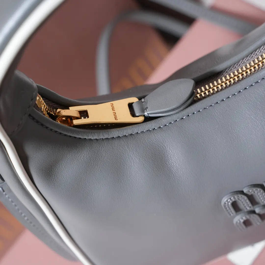 Miu Miu Style Leather Top Handle Bag Bags Top Handle Bag detail image 7 from source 719356