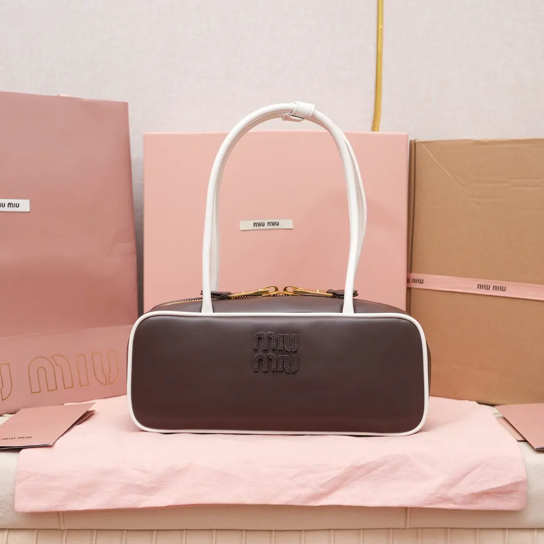 Miu Miu Style White Leather Bag Bags Bag detail image 1 from source 719344