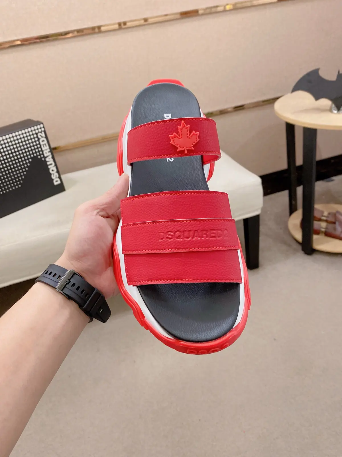 Moncler男 Style Leather Men's Shoes Lookbook Reference image 2