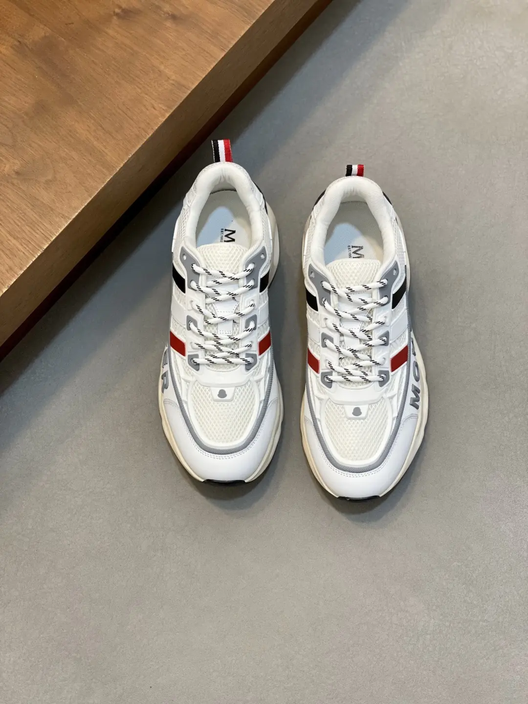 Moncler男 Style Men's Shoes Lookbook Reference image 1
