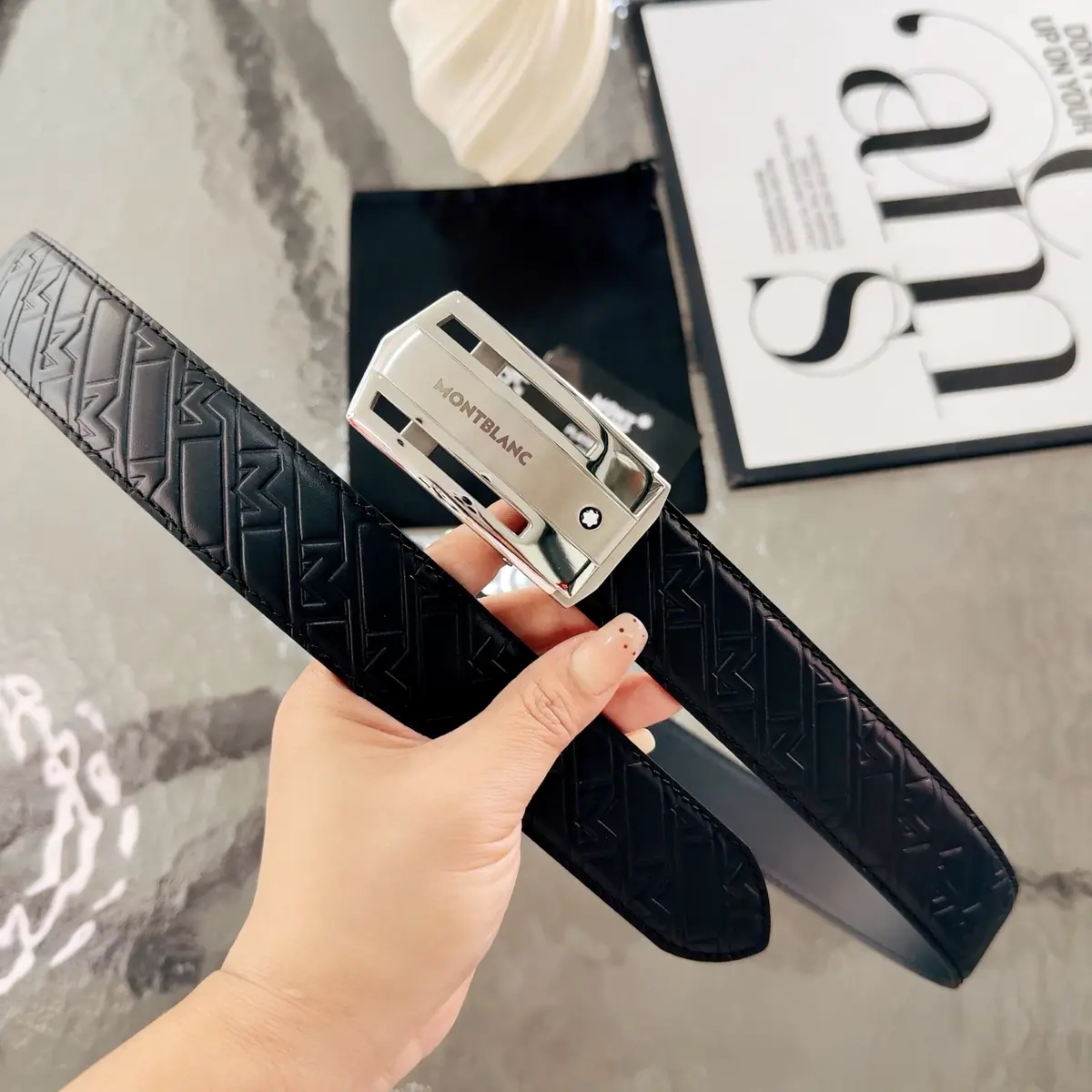 Montblanc（万宝龙男） Style Leather Men's Belts Lookbook Reference image 5