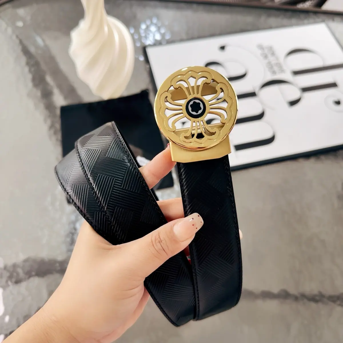 Montblanc（万宝龙男） Style Leather Men's Belts Lookbook Reference image 3
