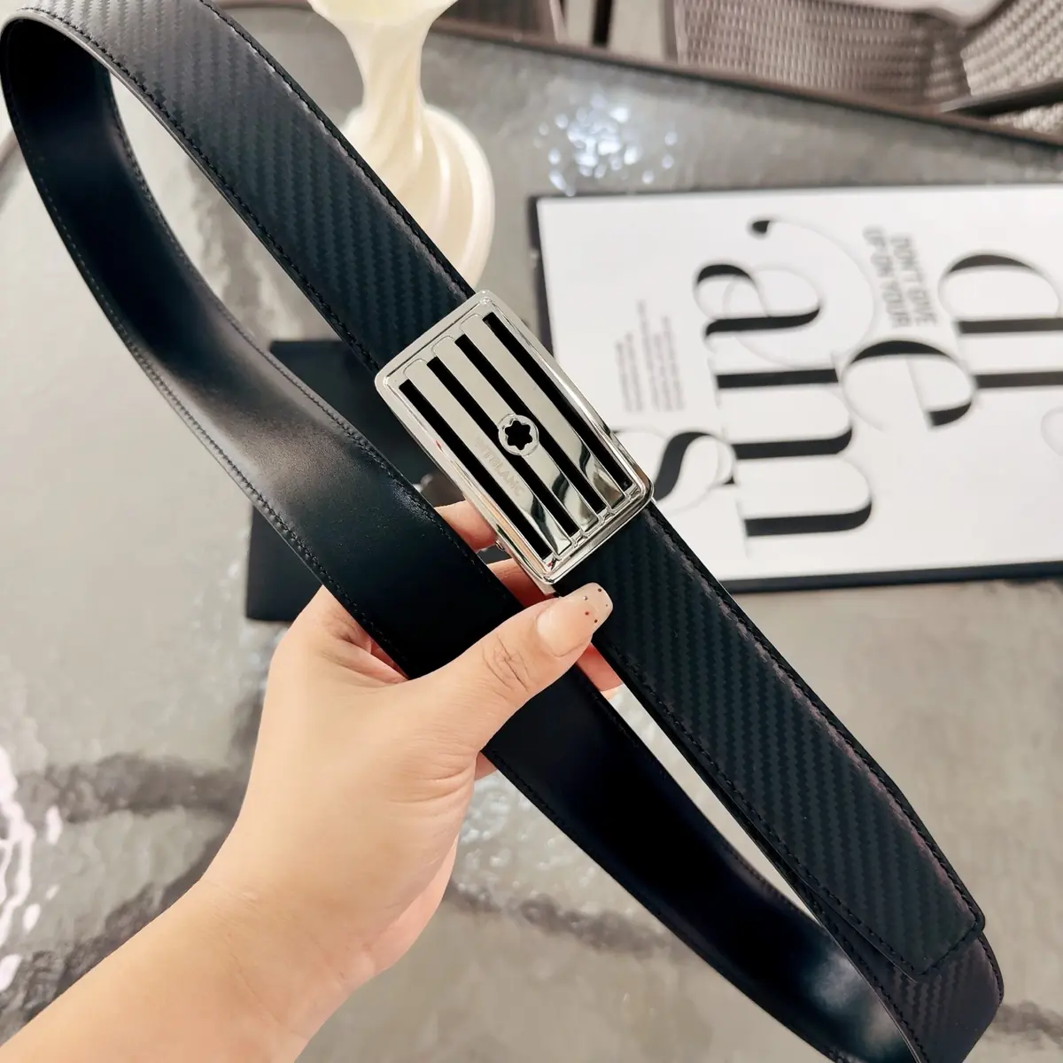 Montblanc（万宝龙男） Style Leather Men's Belts Lookbook Reference image 1