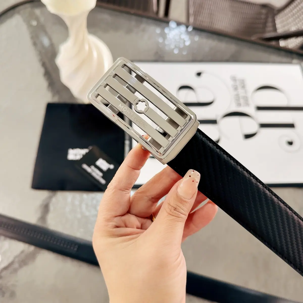 Montblanc（万宝龙男） Style Leather Men's Belts Lookbook Reference image 5