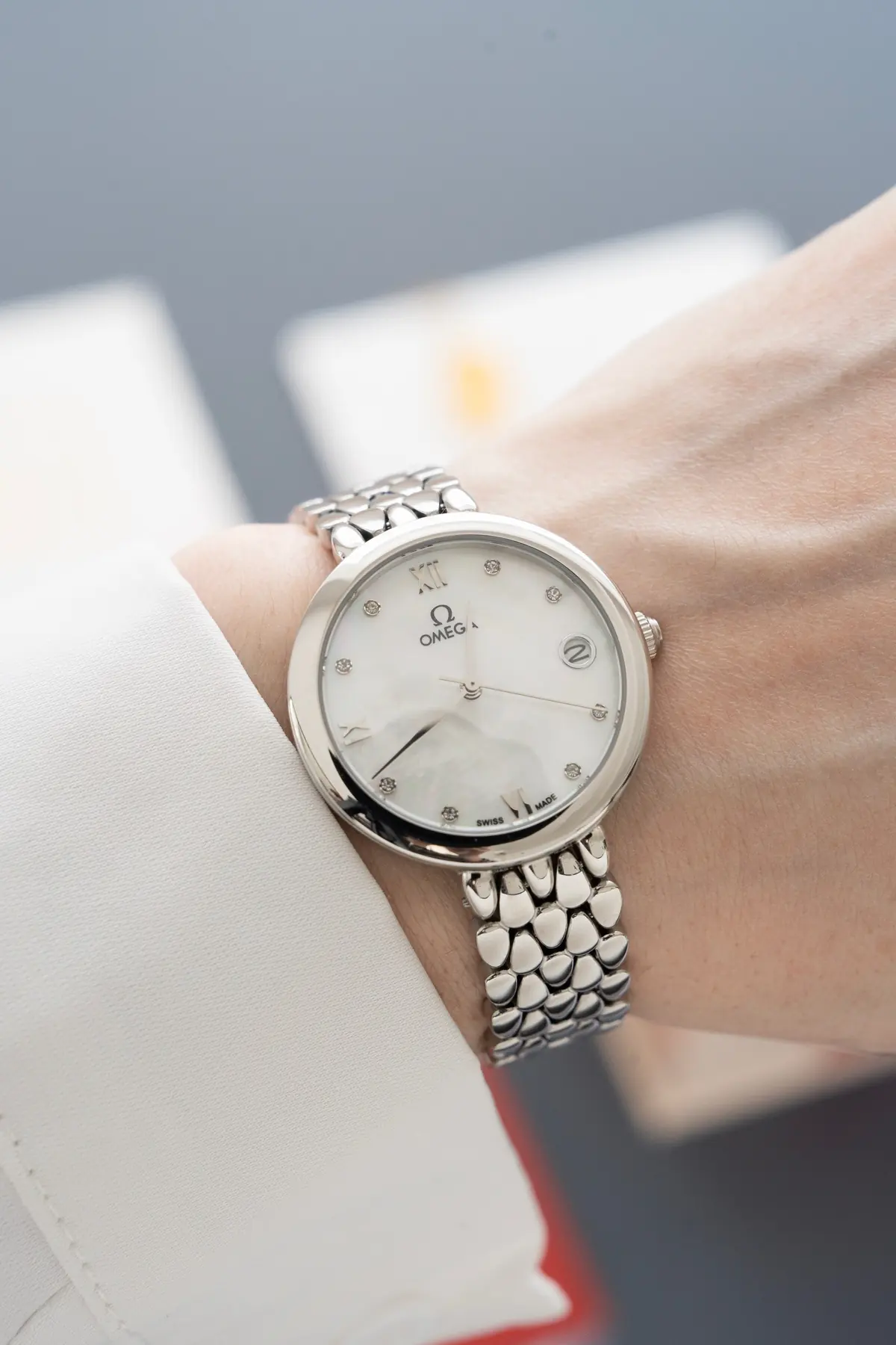 Omega（欧米茄） Style Beige Watches Lookbook Reference image 4