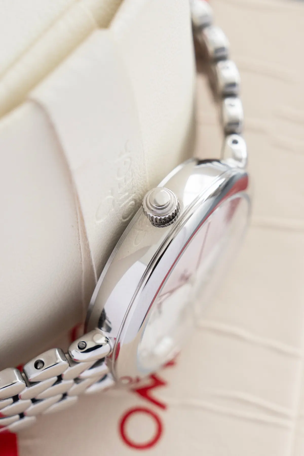 Omega（欧米茄） Style Beige Watches Lookbook Reference image 5