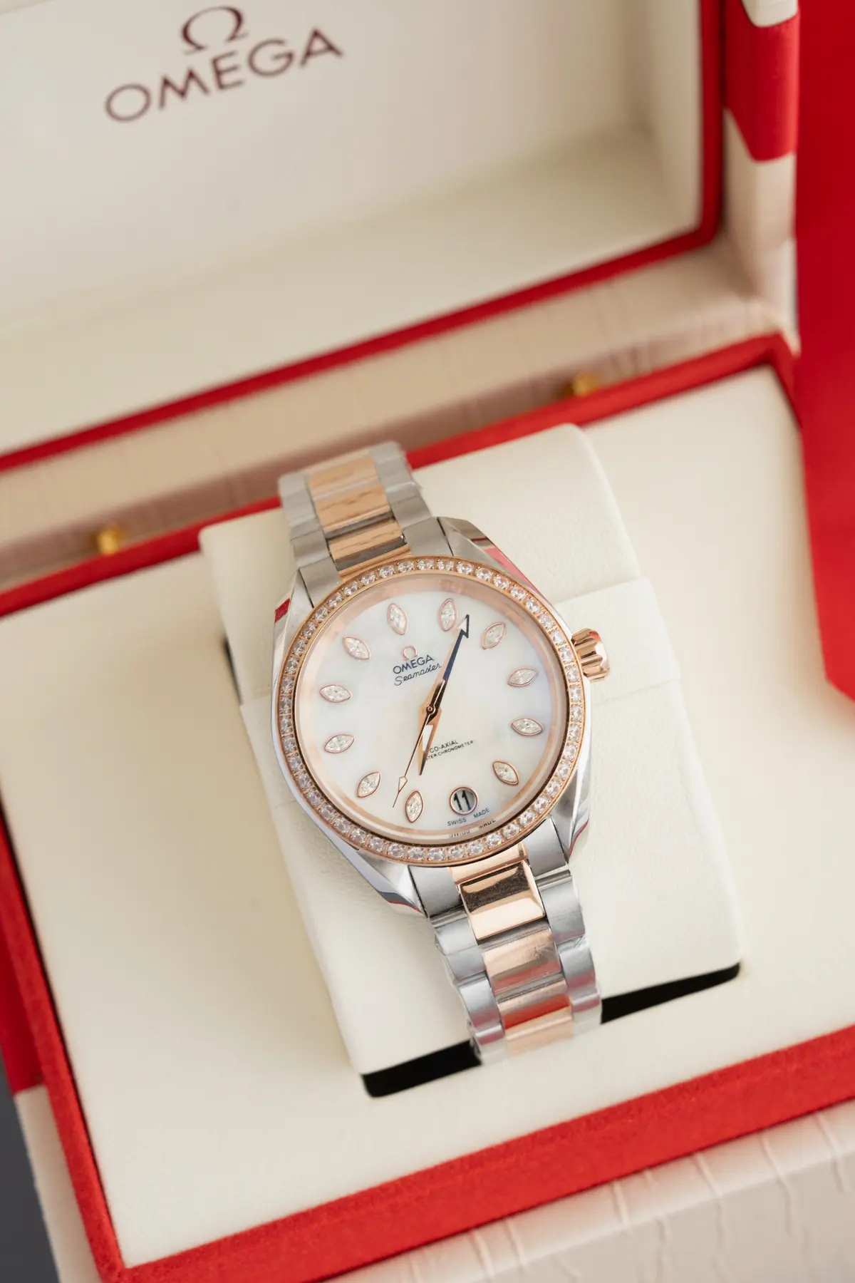 Omega（欧米茄） Style Beige Watches Lookbook Reference image 2