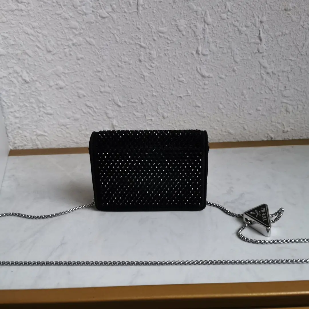 Prada Style Bag Lookbook Reference image 3