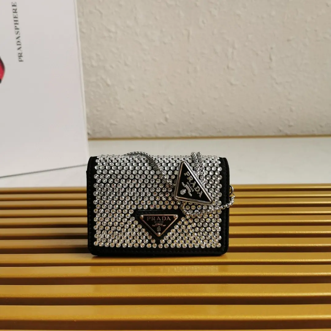 Prada Style Bag Lookbook Reference image 1
