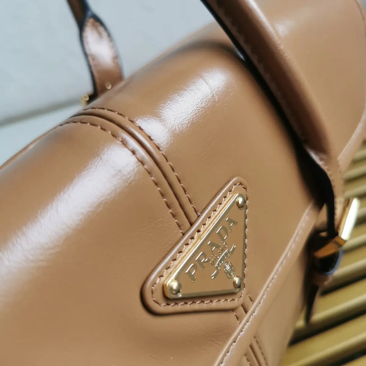 Prada Style Gold Leather Shoulder Bag Lookbook Reference image 6