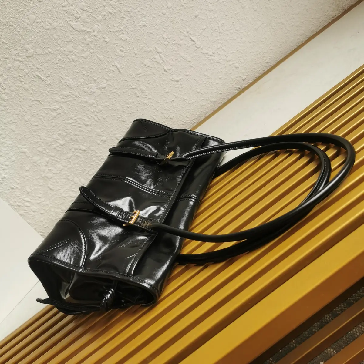 Prada Style Gold Leather Shoulder Bag Lookbook Reference image 4