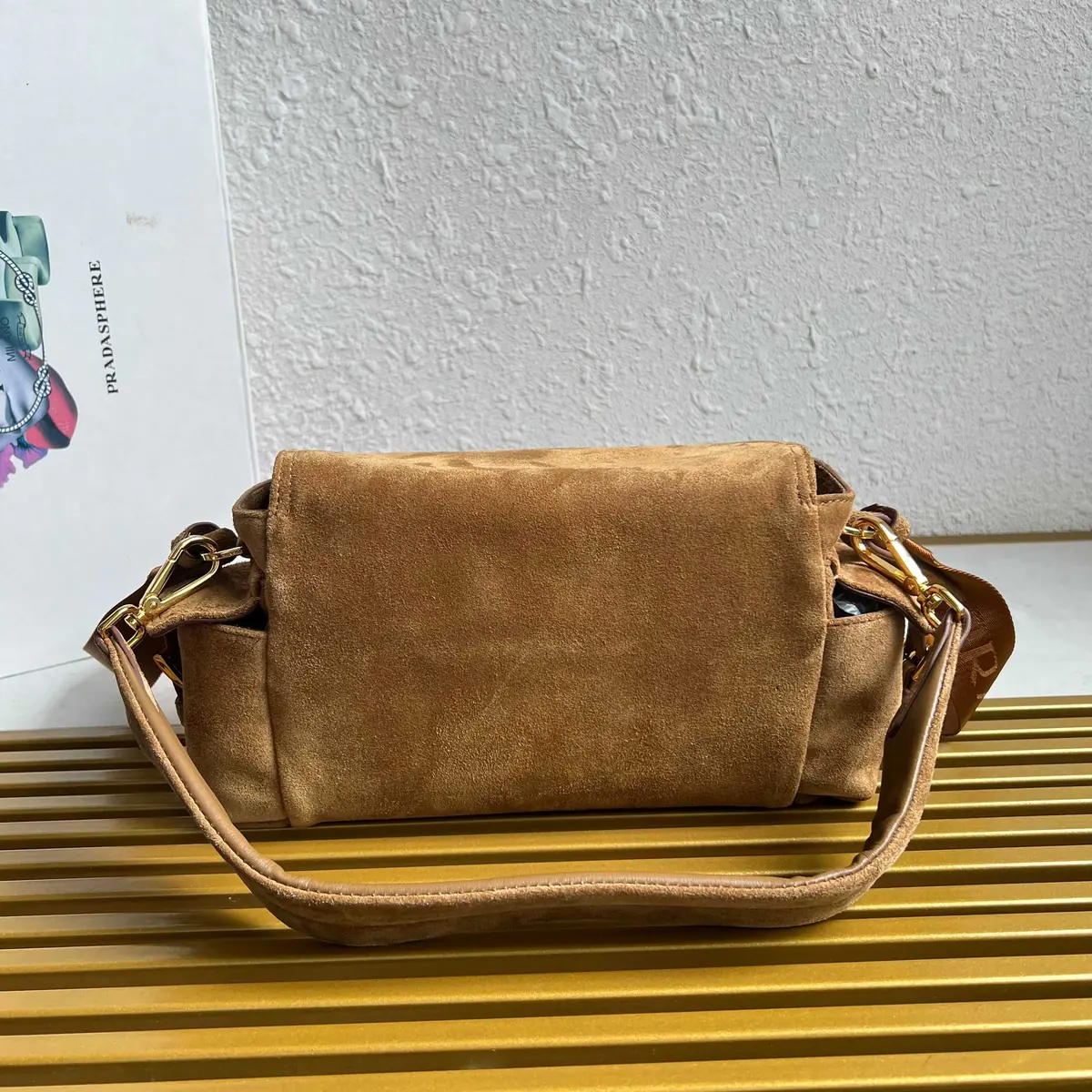 Prada Style Gold Leather Shoulder Bag Lookbook Reference image 6