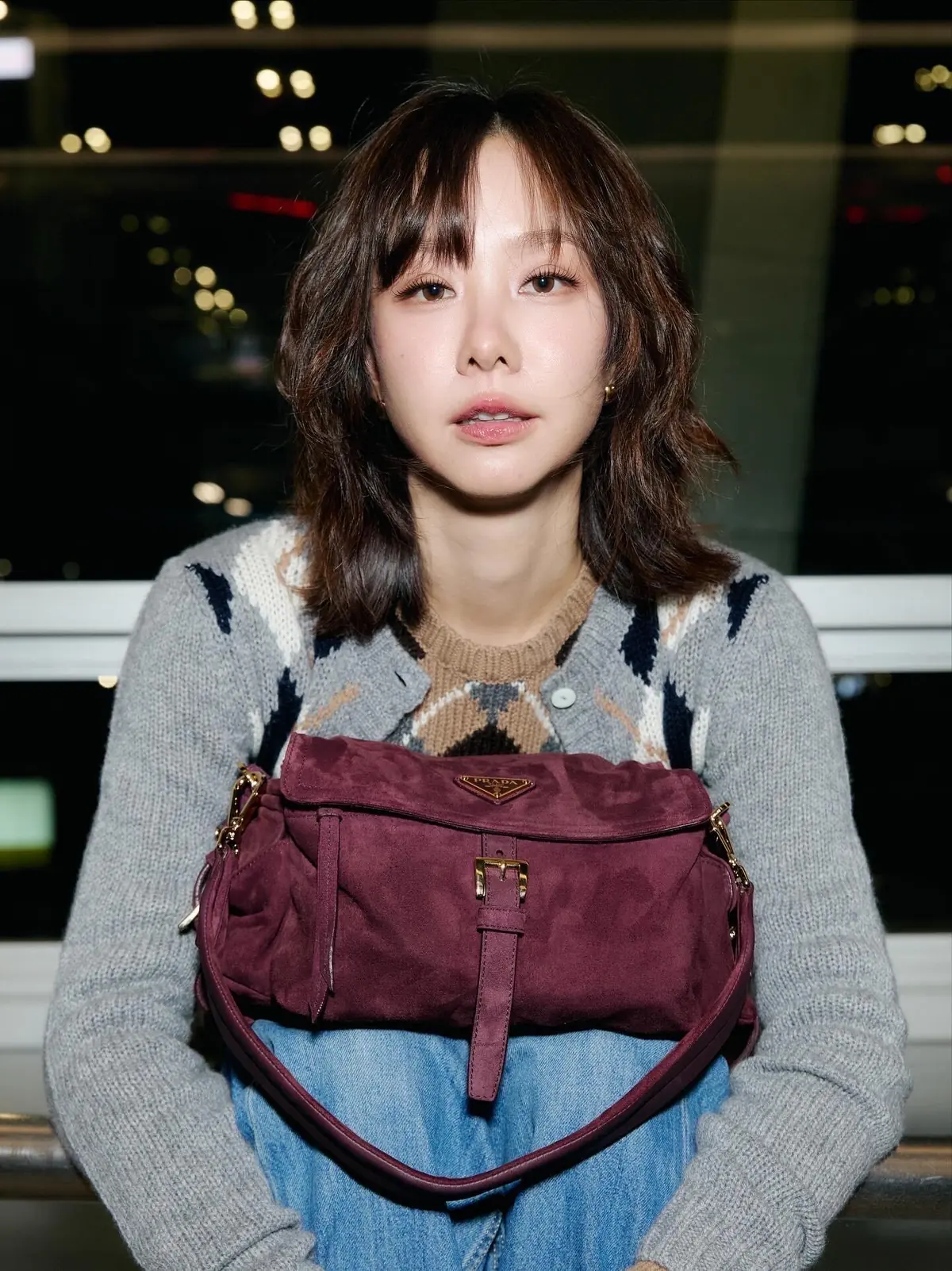 Prada Style Gold Leather Shoulder Bag Lookbook Reference image 3