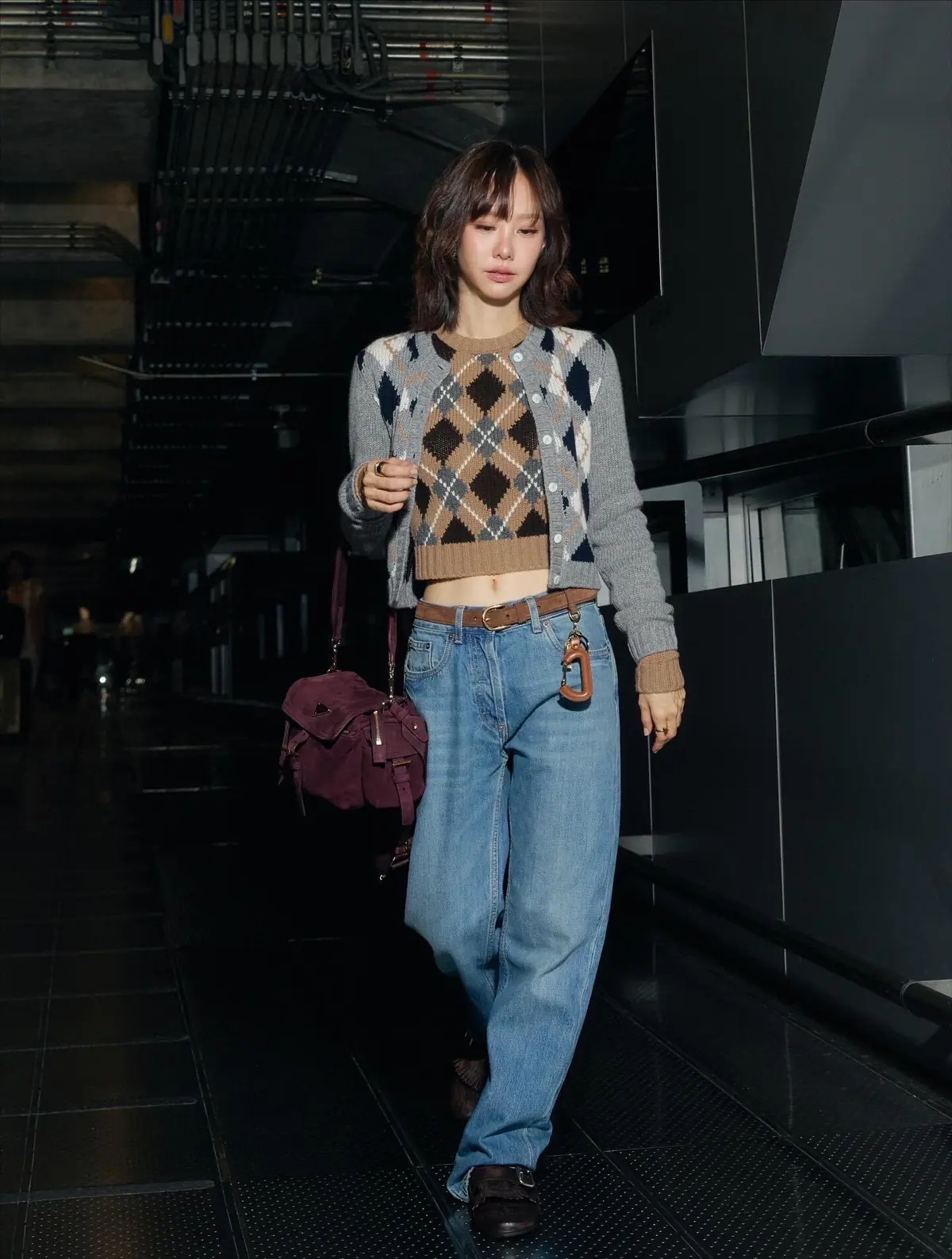 Prada Style Gold Leather Shoulder Bag Lookbook Reference image 5