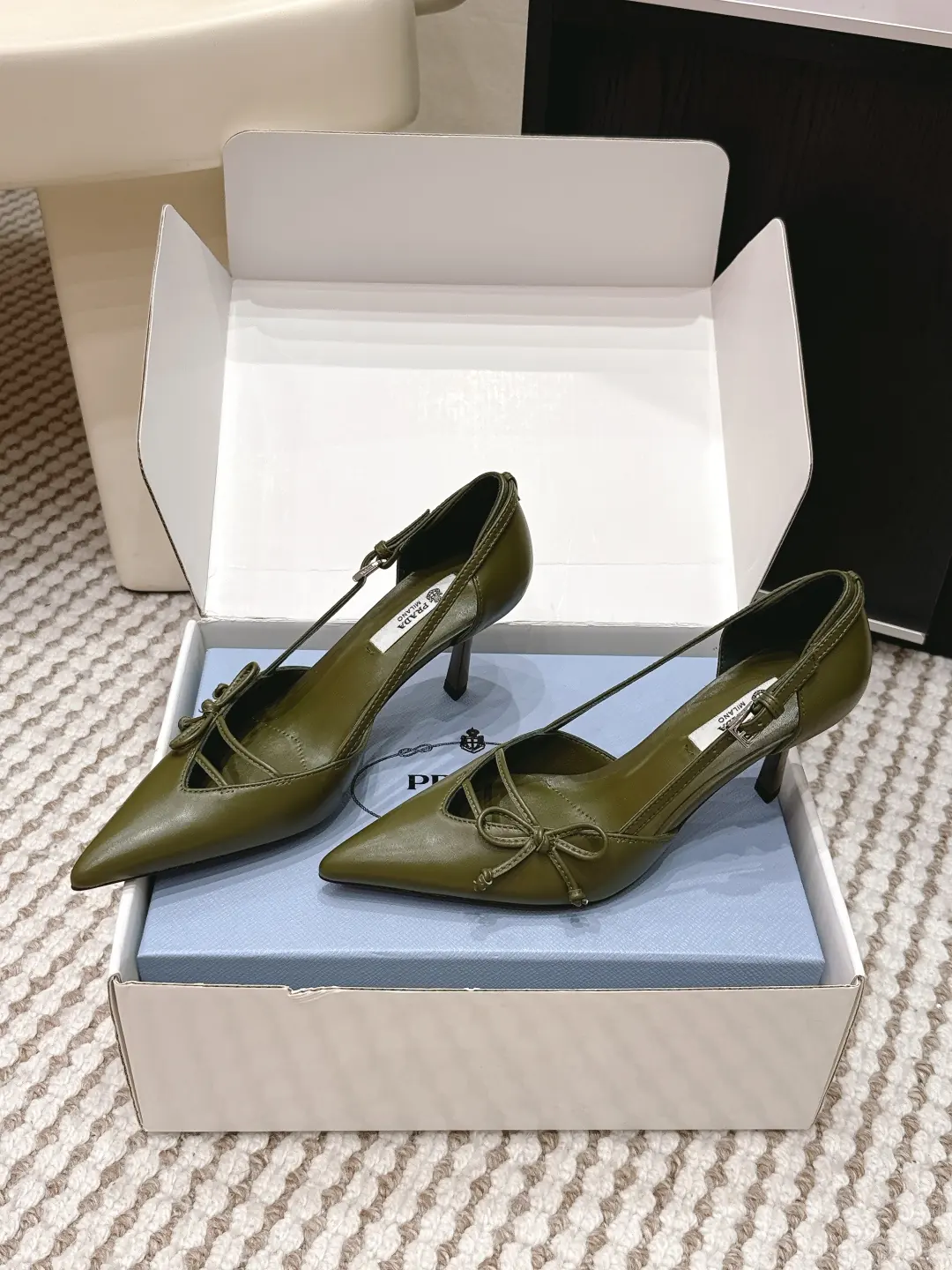Prada Style Green Leather Women's Shoes Lookbook Reference image 3