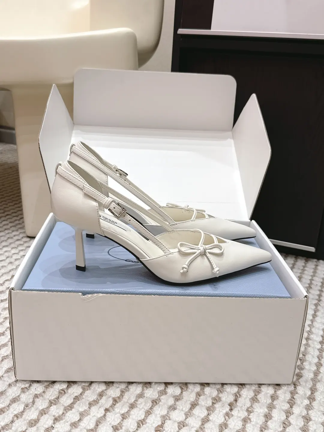 Prada Style Green Leather Women's Shoes Lookbook Reference image 2