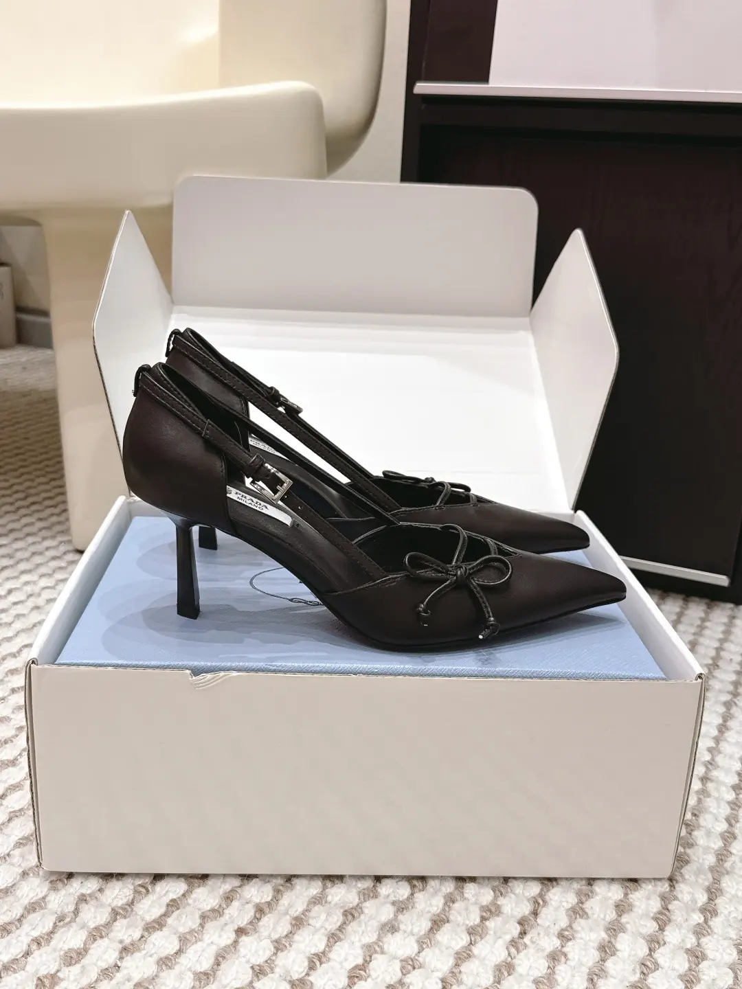 Prada Style Green Leather Women's Shoes Lookbook Reference image 2