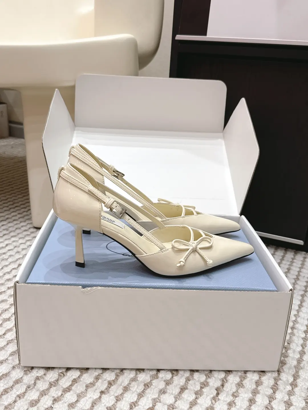 Prada Style Green Leather Women's Shoes Lookbook Reference image 2