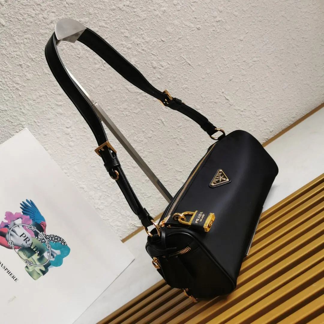 Prada Style Leather Shoulder Bag Lookbook Reference image 2