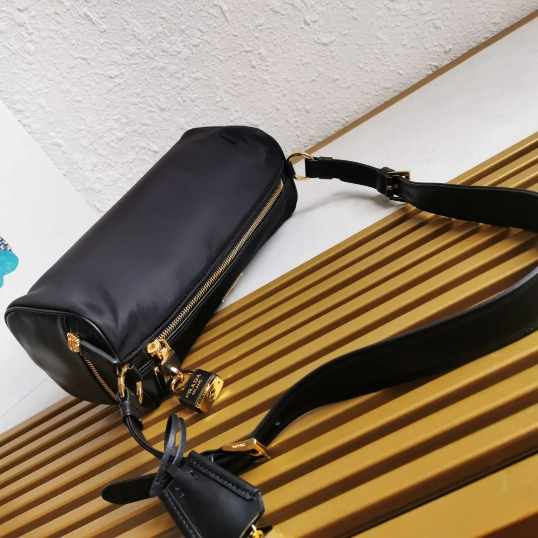 Prada Style Leather Shoulder Bag Lookbook Reference image 4