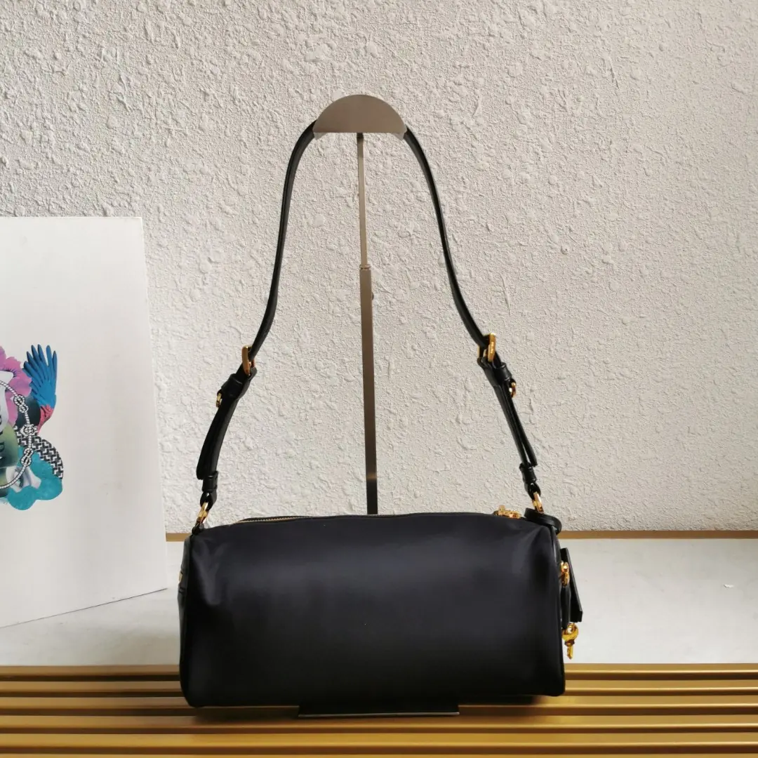 Prada Style Leather Shoulder Bag Lookbook Reference image 5
