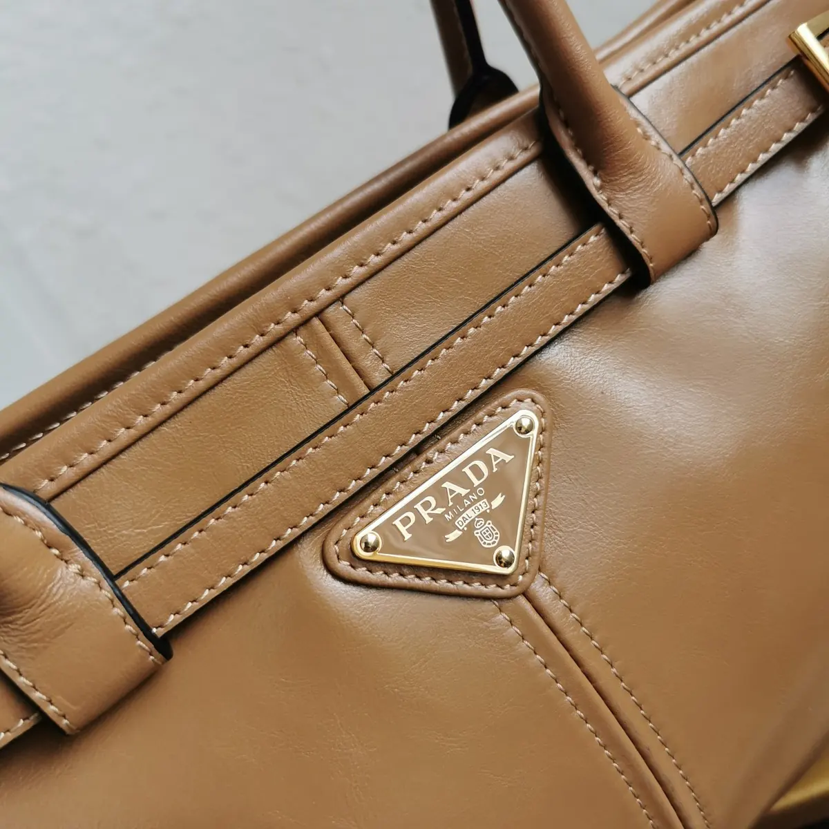 Prada Style Leather Shoulder Bag Lookbook Reference image 6