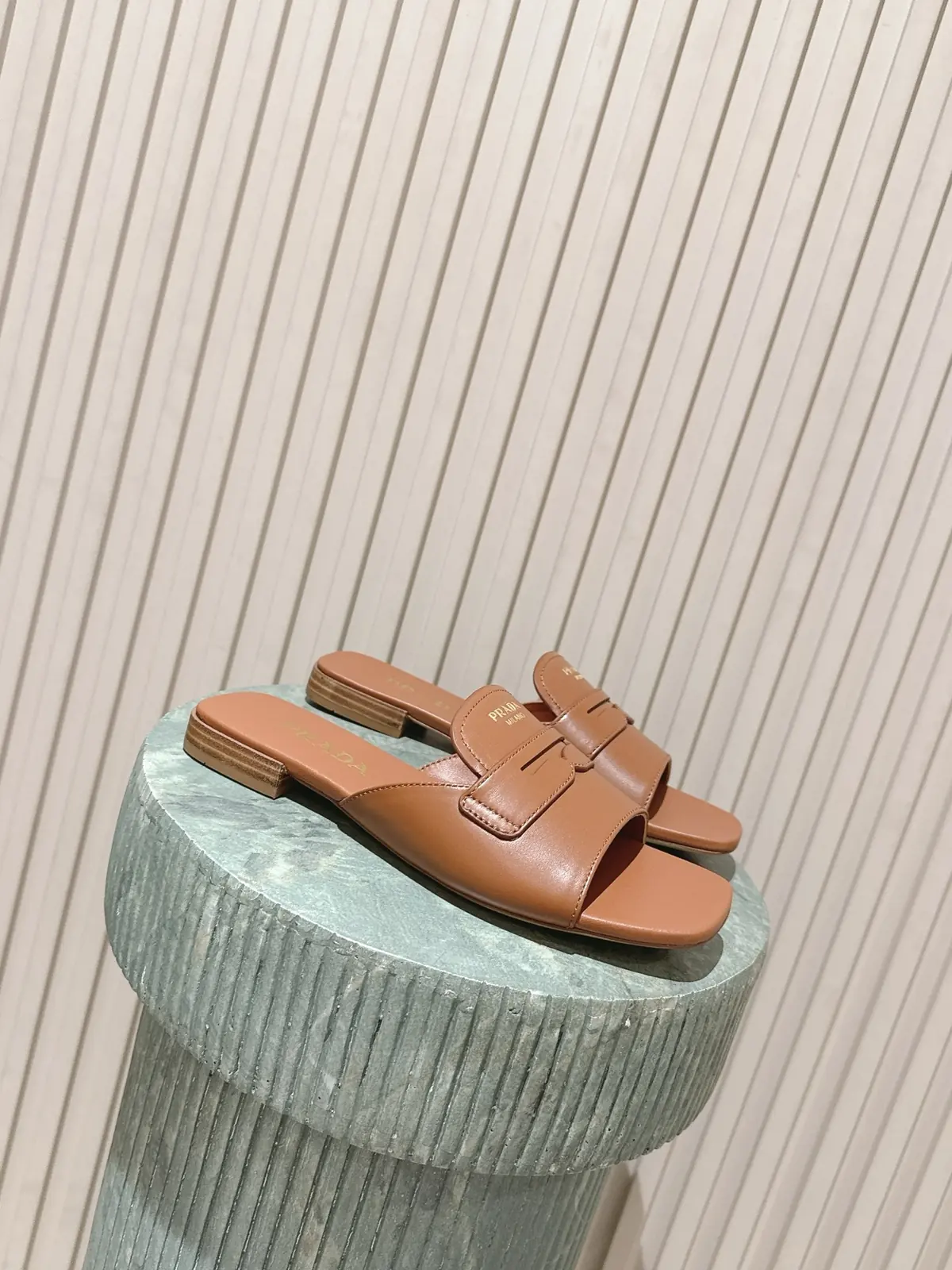 Prada Style Leather Women's Shoes Lookbook Reference image 1