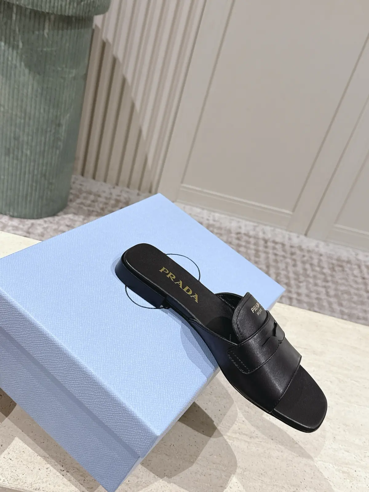 Prada Style Leather Women's Shoes Lookbook Reference image 4