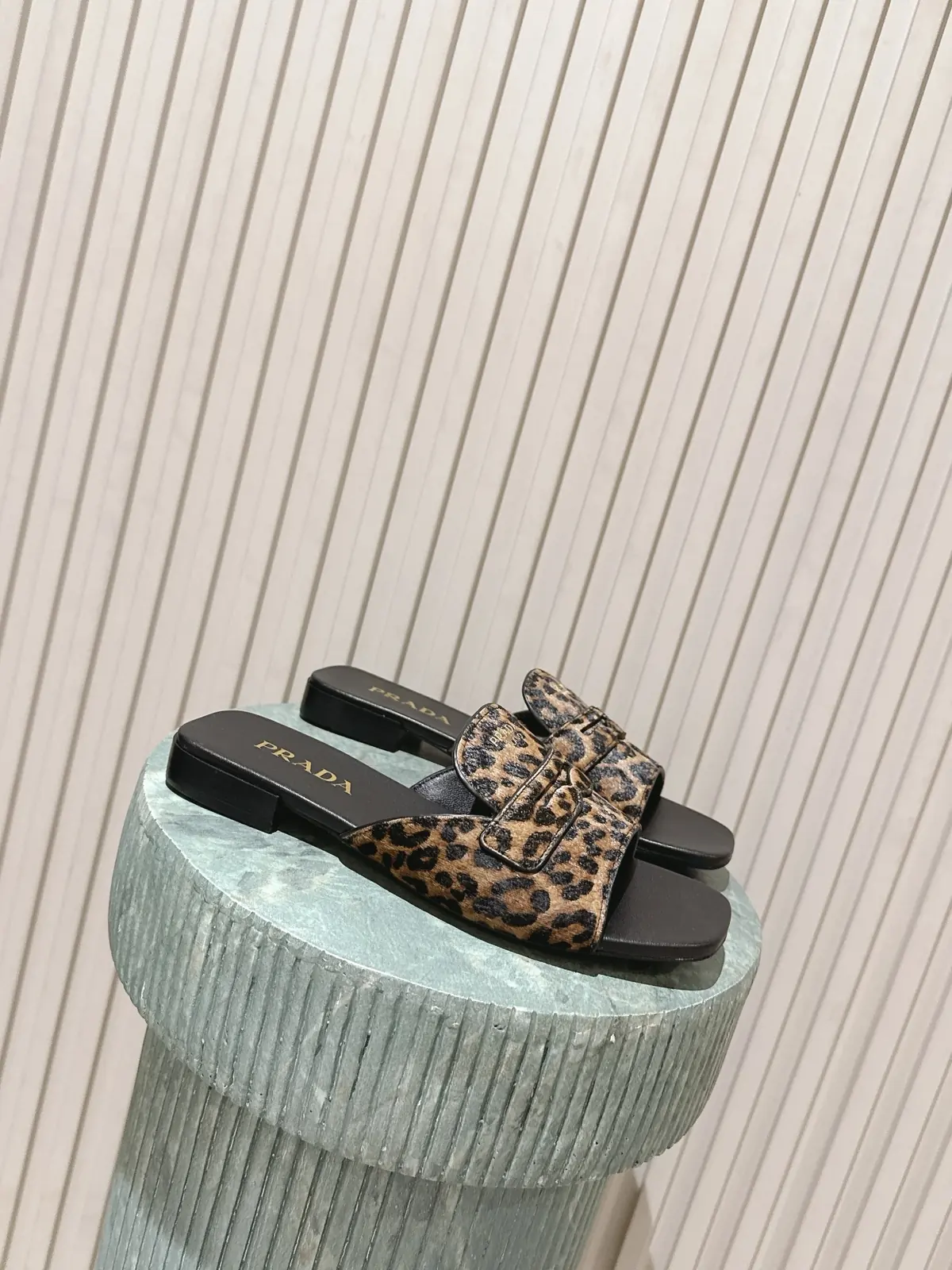 Prada Style Leather Women's Shoes Lookbook Reference image 1