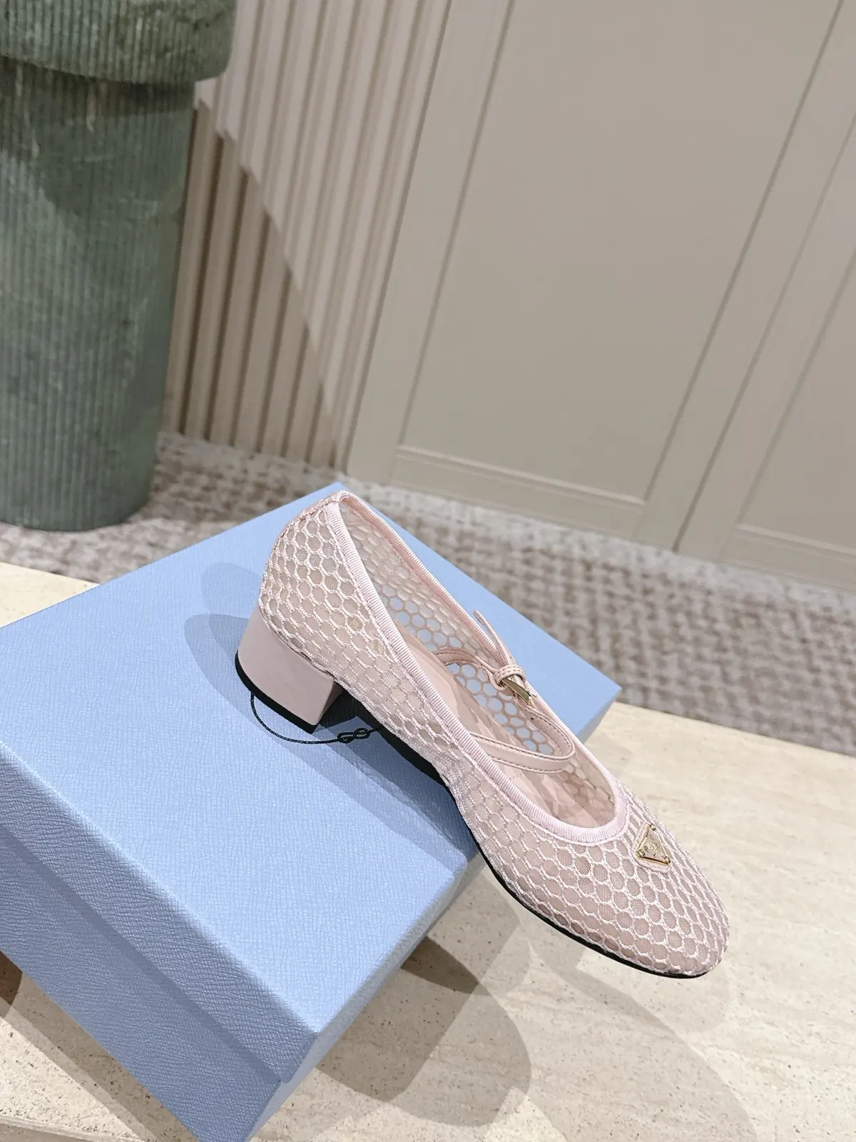Prada Style Leather Women's Shoes Lookbook Reference image 4