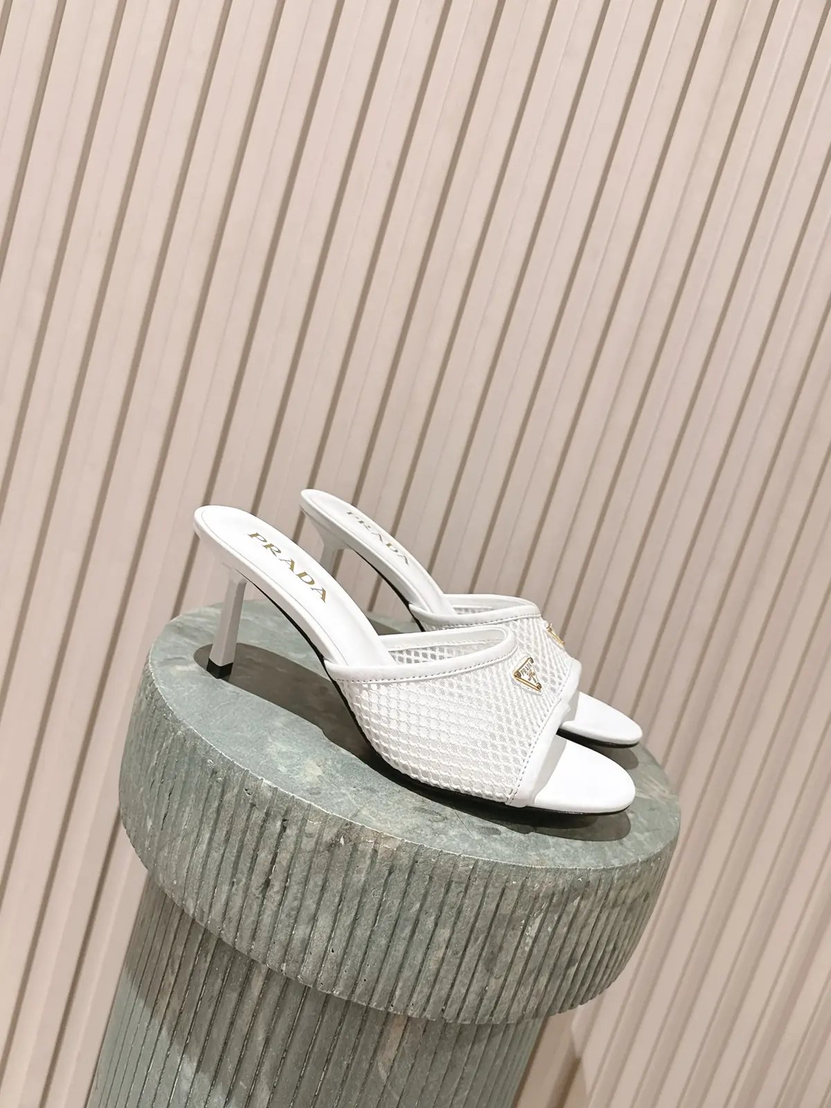 Prada Style Leather Women's Shoes Lookbook Reference image 1