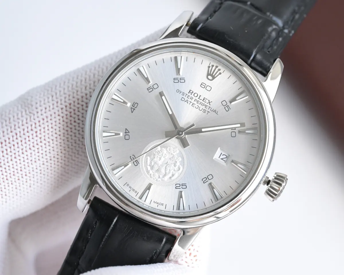 Rolex（劳力士） Style Beige Leather Watches Lookbook Reference image 3