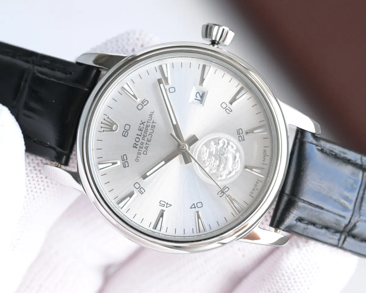 Rolex（劳力士） Style Beige Leather Watches Lookbook Reference image 5