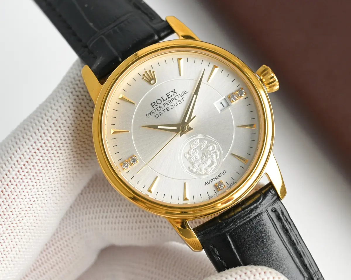 Rolex（劳力士） Style Beige Leather Watches Lookbook Reference image 1