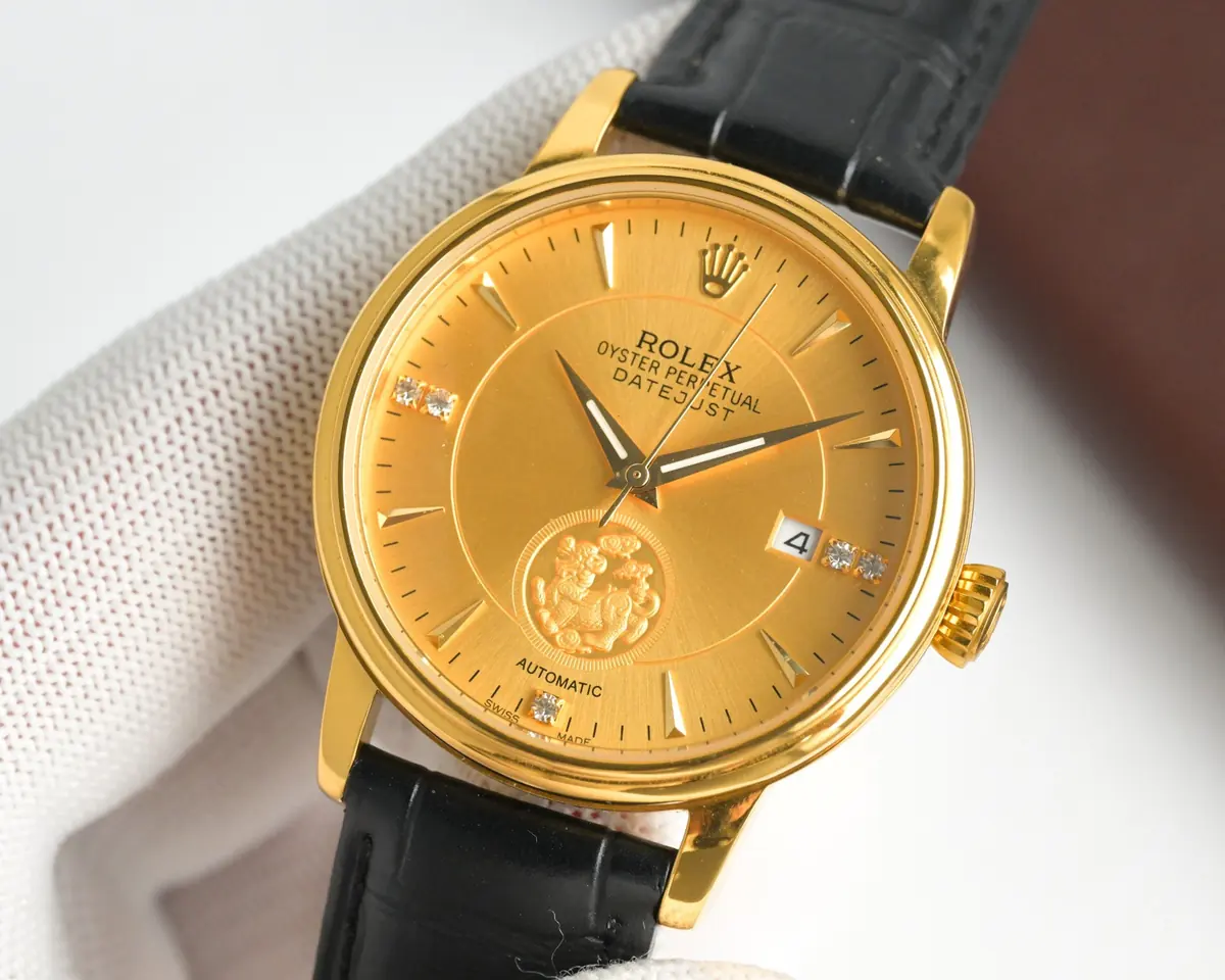 Rolex（劳力士） Style Beige Leather Watches Lookbook Reference image 4