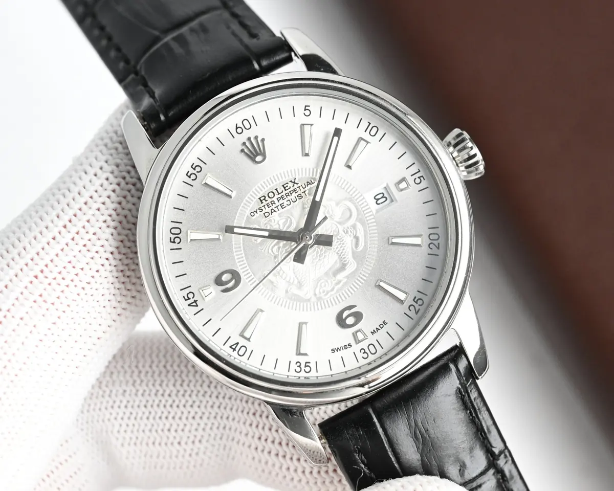 Rolex（劳力士） Style Beige Leather Watches Lookbook Reference image 3