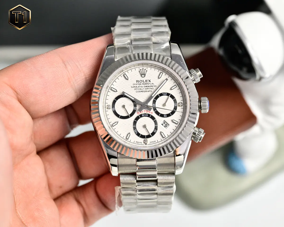 Rolex（劳力士） Style Beige Watches Lookbook Reference image 1