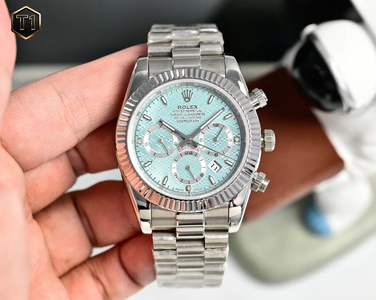 Rolex（劳力士） Style Beige Watches Lookbook Reference image 2
