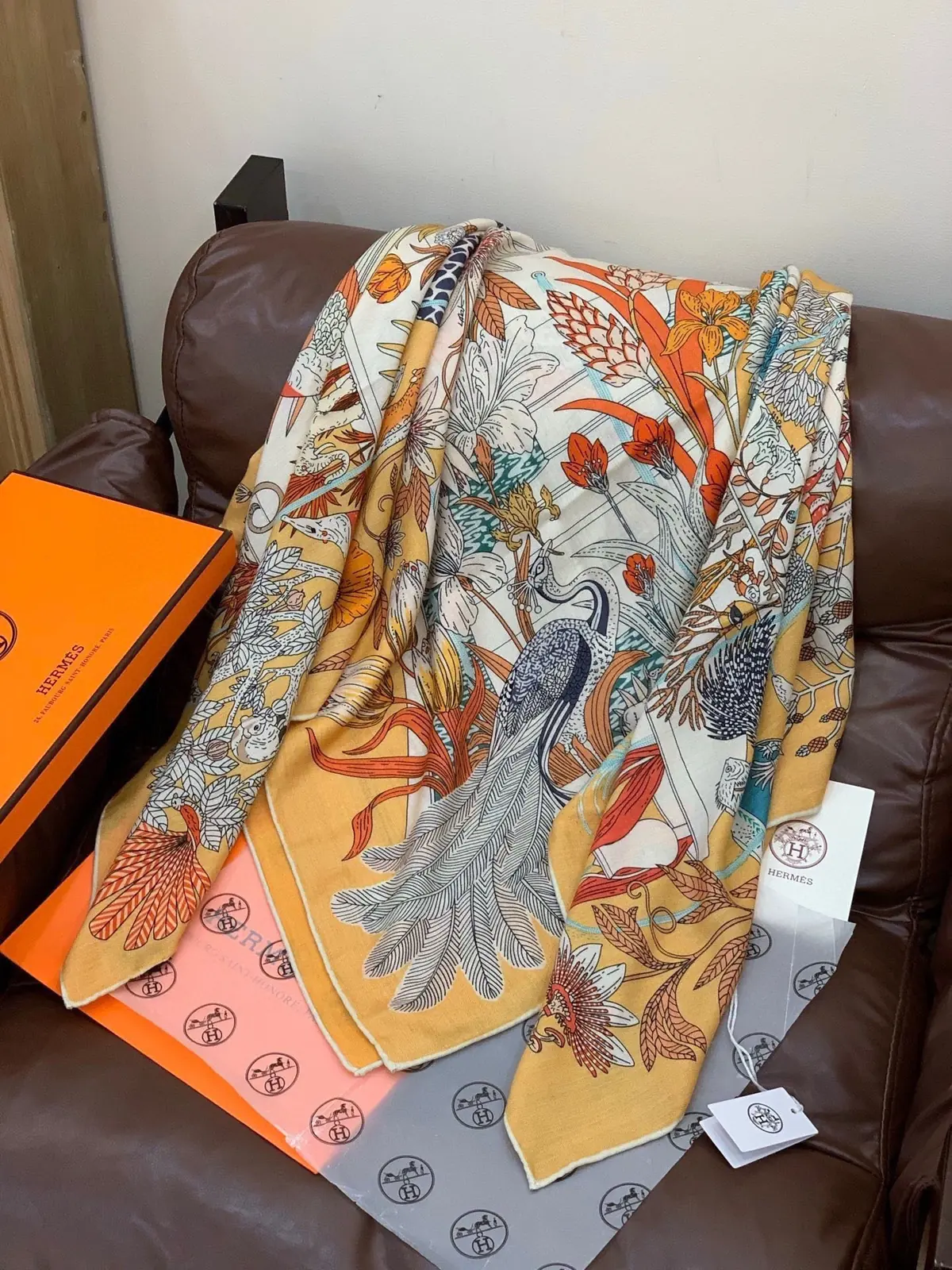 Scarf（围巾） Style White Bag Lookbook Reference image 4