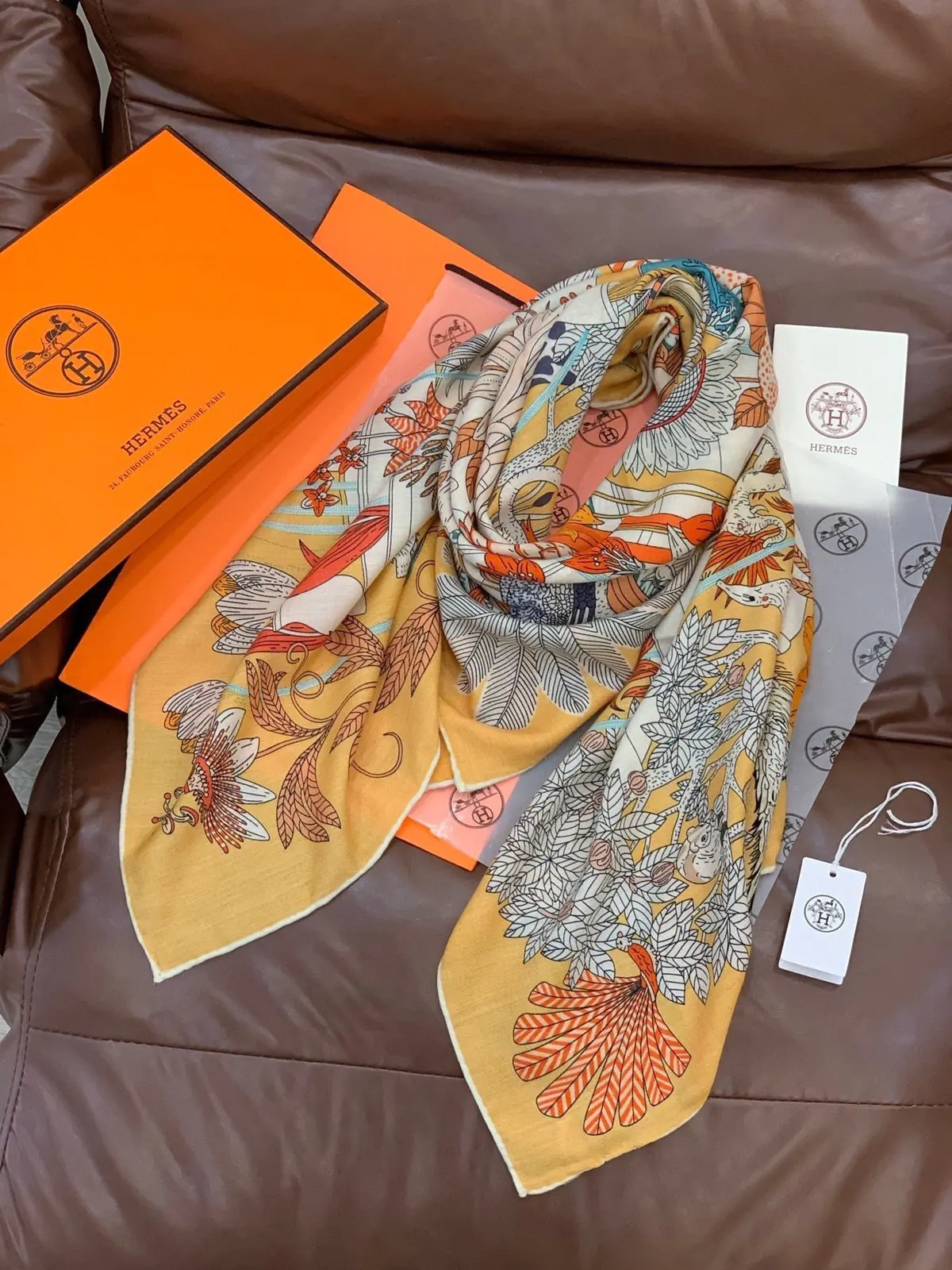 Scarf（围巾） Style White Bag Lookbook Reference image 5