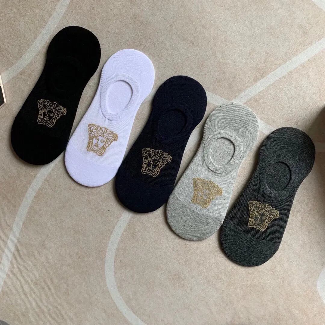 Sock（袜子） Style Black Socks Lookbook Reference image 1