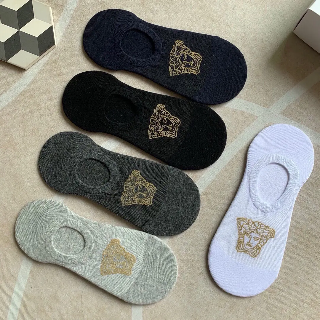 Sock（袜子） Style Black Socks Lookbook Reference image 6